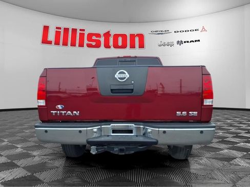 Used 2005 Nissan Titan SE image 3
