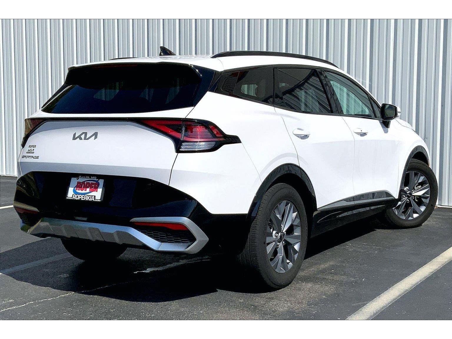 Used 2025 Kia Sportage SX FWD image 10