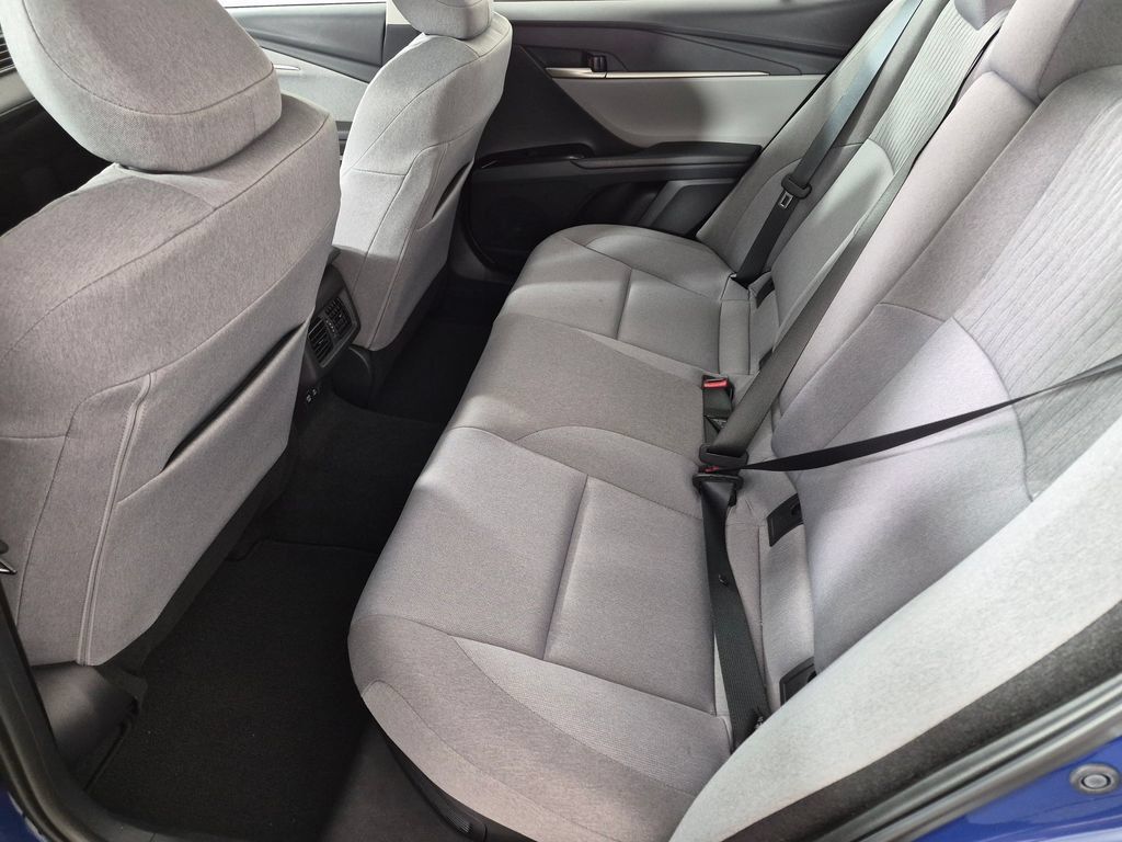 Used 2025 Toyota Camry LE FWD image 25