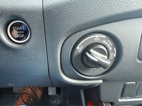 Used 2023 Nissan Frontier PRO-4X w/ Tow Package AWD/4WD image 22