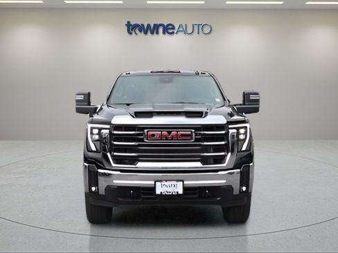 Used 2025 GMC Sierra 2500 SLE w/ SLE Value Package; AWD/4WD image 11