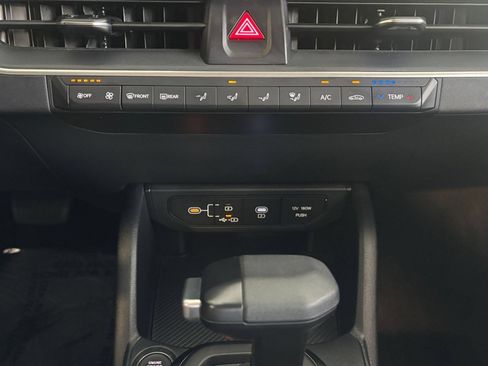 Used 2026 Kia K4 FWD image 16