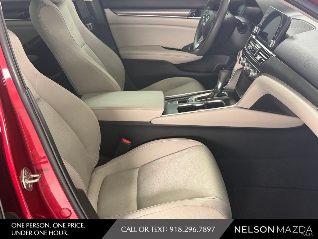 Used 2018 Honda Accord LX image 40