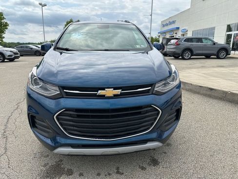 Used 2019 Chevrolet Trax LT w/ LT Convenience Package AWD/4WD image 8