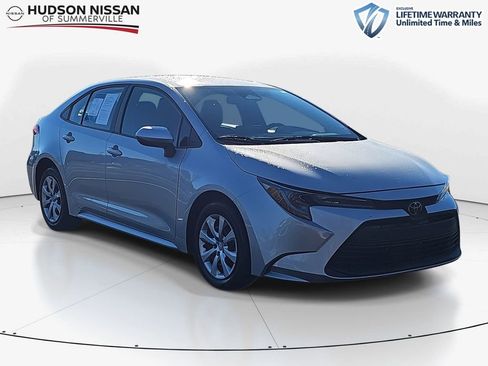Used 2024 Toyota Corolla LE image 1