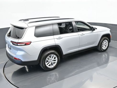 Used 2024 Jeep Grand Cherokee L Laredo image 41