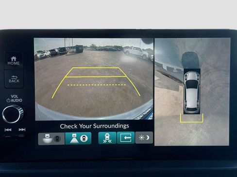 Used 2023 Honda Pilot Elite image 14