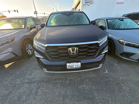 Certified 2025 Honda Pilot EX-L image 5