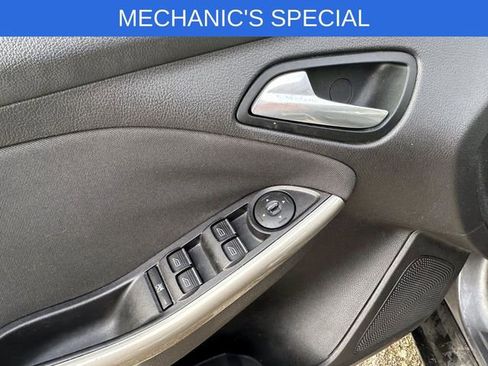 Used 2012 Ford Focus SEL image 15