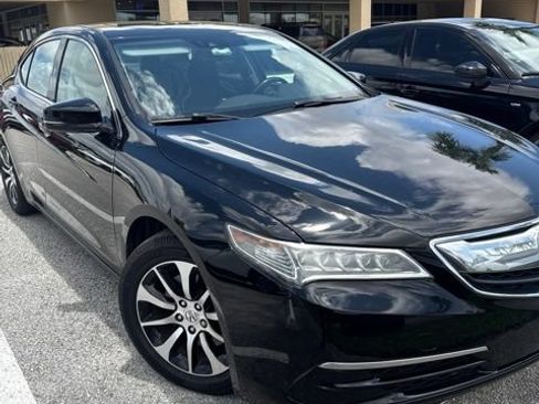 Used 2017 Acura TLX w/ Technology Package FWD image 2