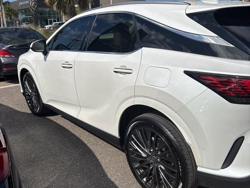 Used 2024 Lexus RX 350 AWD image 3
