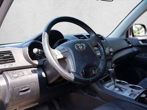 Used 2008 Toyota Highlander Sport AWD/4WD image 12