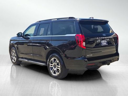 Certified 2025 Ford Expedition Active RWD image 6