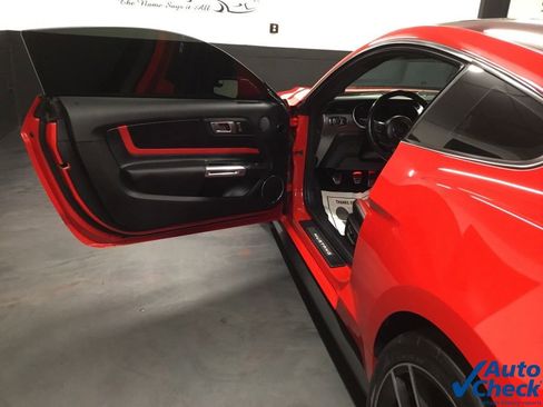 Used 2018 Ford Mustang GT Premium w/ Equipment Group 401A image 18