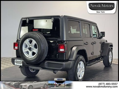 Used 2023 Jeep Wrangler Unlimited Sport AWD/4WD image 11