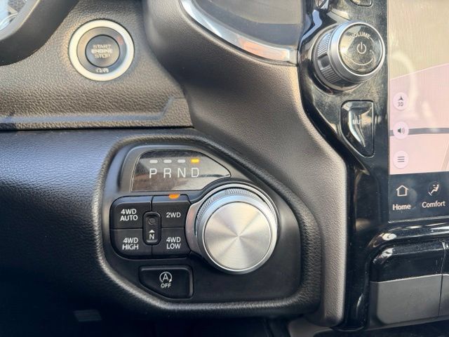 Used 2024 RAM 1500 Laramie AWD/4WD image 37