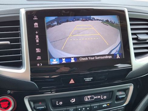 Used 2017 Honda Pilot Elite image 18