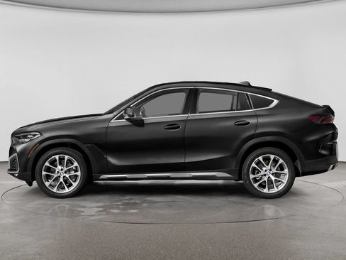 Used 2022 BMW X6 xDrive40i w/ Executive Package AWD/4WD image 3