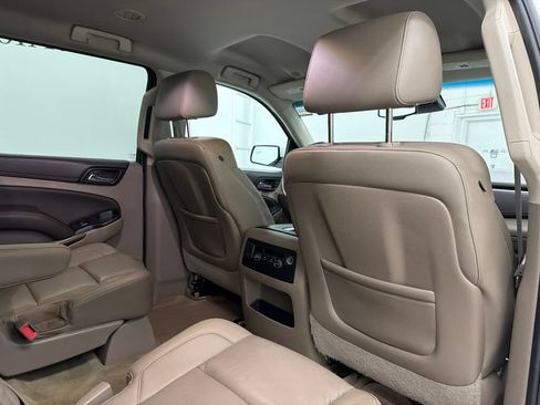 Used 2015 Chevrolet Tahoe LT RWD image 30