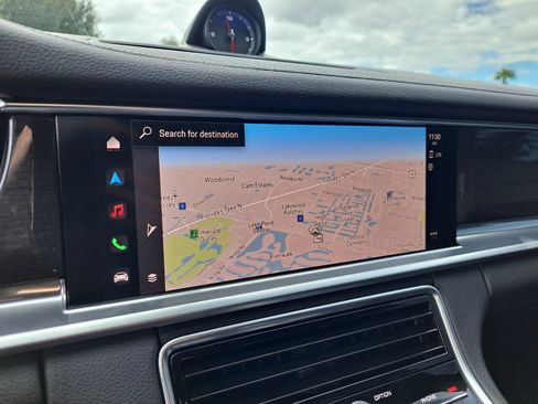 Used 2023 Porsche Panamera Platinum Edition image 16