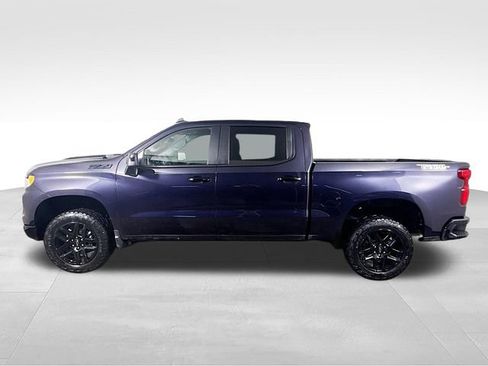Used 2024 Chevrolet Silverado 1500 LT Trail Boss w/ LPO, Dark Essentials Package AWD/4WD image 11