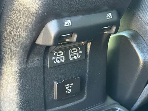 Used 2021 Jeep Wrangler Unlimited Rubicon AWD/4WD image 16