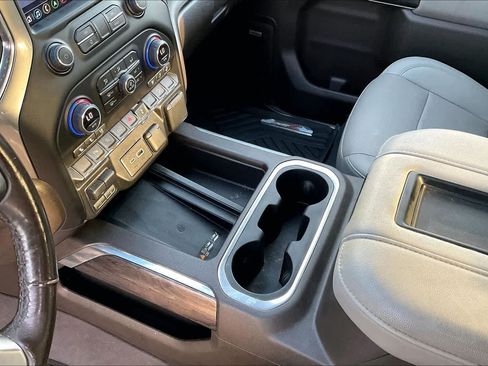 Used 2022 Chevrolet Silverado 1500 LTZ AWD/4WD image 15