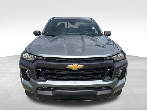New 2026 Chevrolet Colorado LT image 2