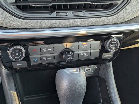 New 2024 Jeep Compass Sport image 27