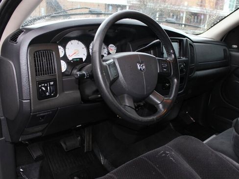 Used 2004 Dodge Ram 2500 Truck SLT w/ Off-Road Group image 9