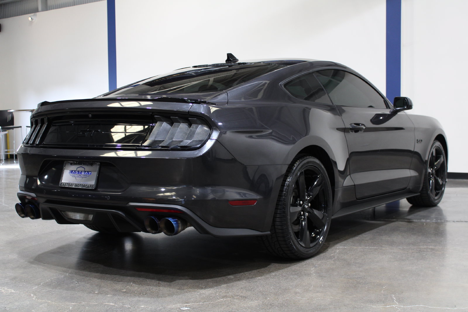 Used 2022 Ford Mustang GT w/ Equipment Group 301A RWD image 10