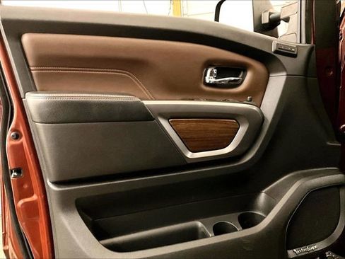 Used 2016 Nissan Titan Platinum Reserve AWD/4WD image 22