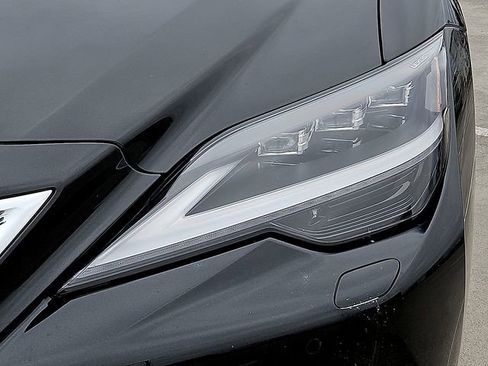 Used 2022 Lexus LS 500 image 10