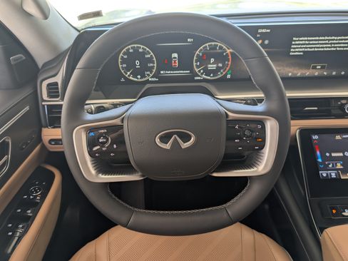 Used 2025 INFINITI QX80 Luxe AWD/4WD image 25