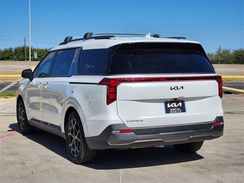 New 2026 Kia Carnival SX w/ SX Dark Edition Package image 3