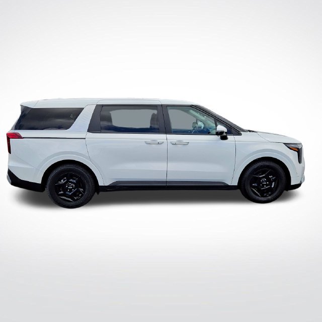 Used 2025 Kia Carnival FWD image 7