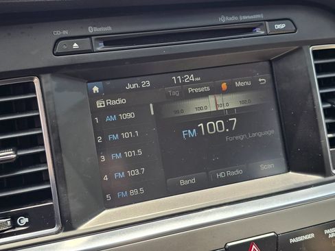 Used 2017 Hyundai Sonata SE FWD image 35