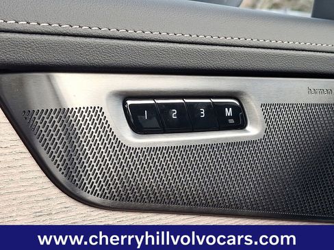 New 2026 Volvo XC90 B6 Plus w/ Protection Package Premier image 12