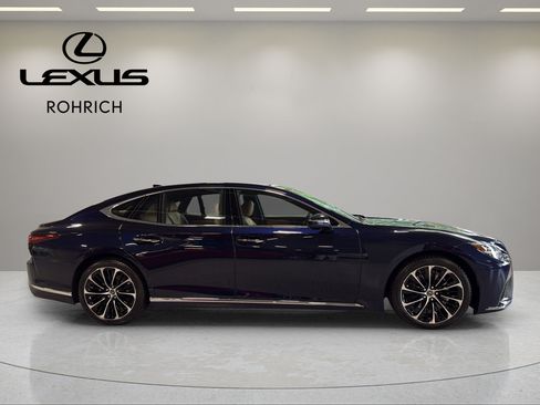 Used 2023 Lexus LS 500 AWD w/ Luxury Package image 5