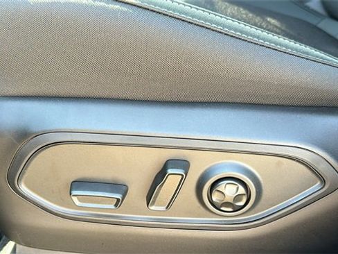 New 2025 Jeep Grand Cherokee L Laredo w/ Luxury Tech Group I image 11