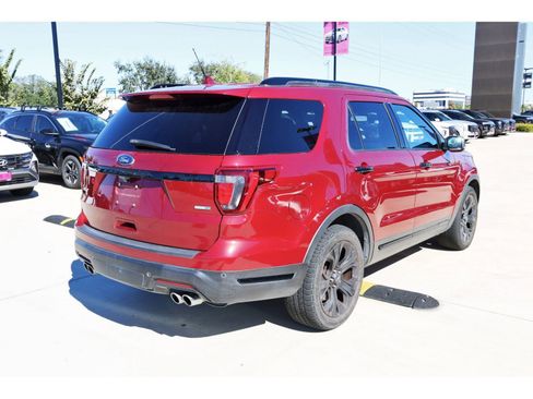 Used 2019 Ford Explorer Sport w/ Equipment Group 401A image 8