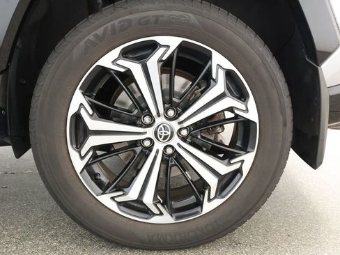 Used 2022 Toyota RAV4 XSE image 7