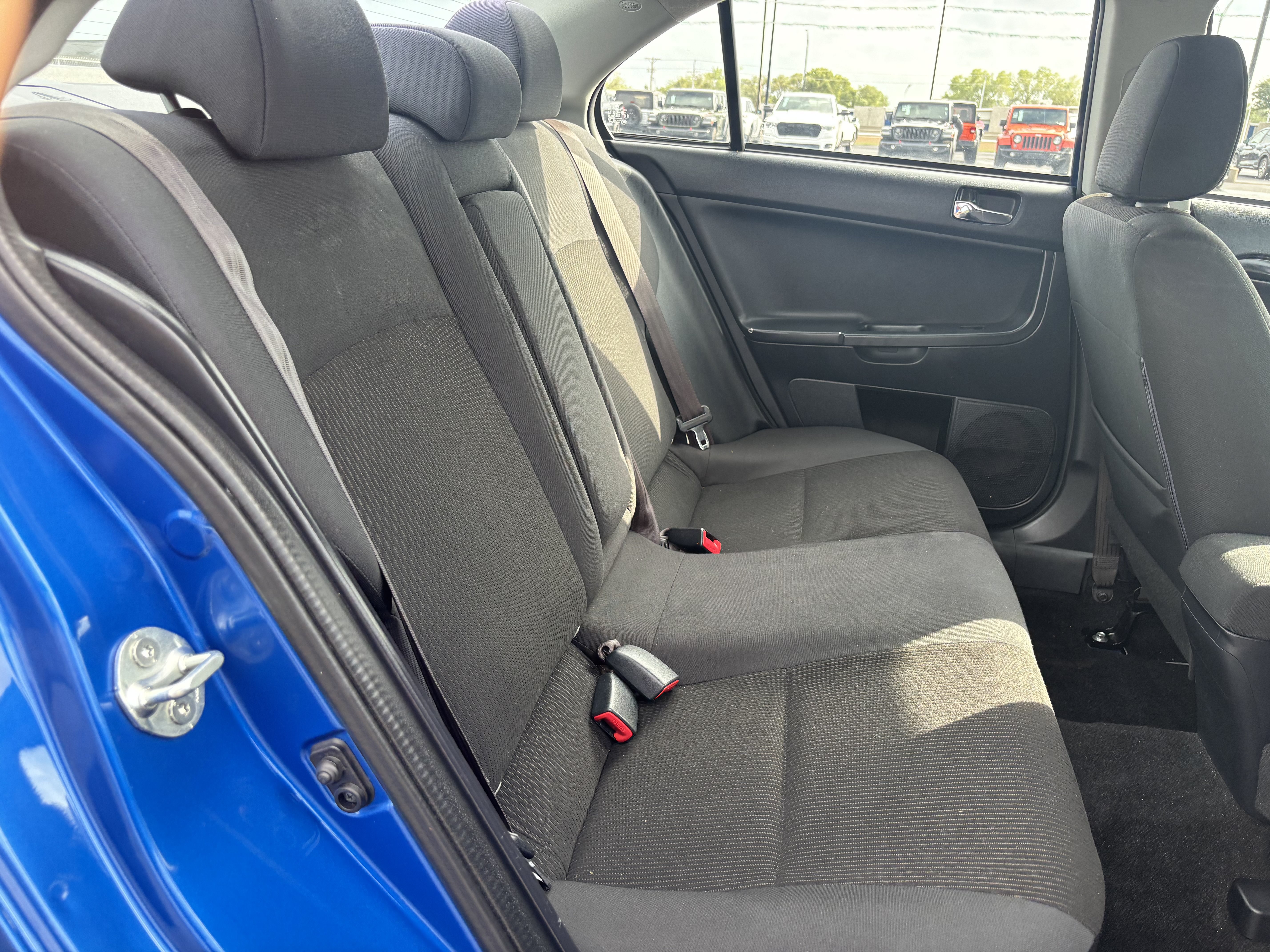 Used 2017 Mitsubishi Lancer ES FWD image 25