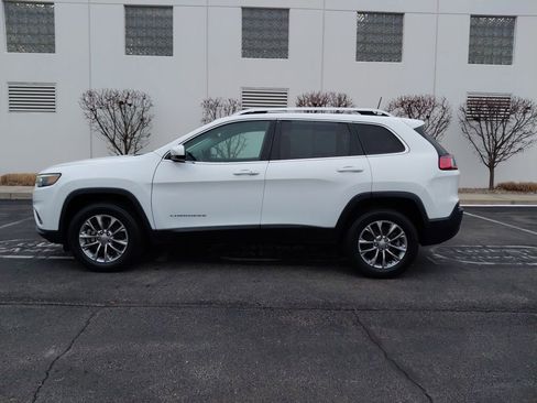 Used 2019 Jeep Cherokee Latitude Plus w/ Comfort/Convenience Group image 5