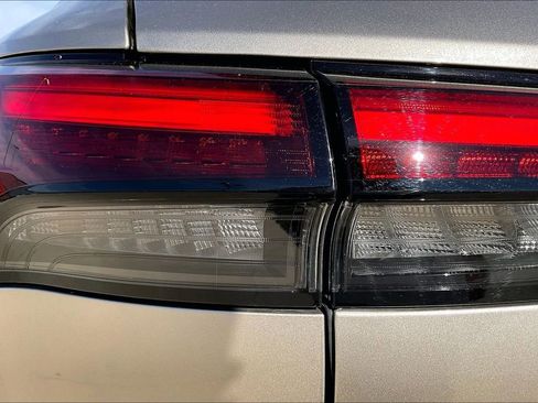 Certified 2025 INFINITI QX60 Luxe w/ Vision Package image 41