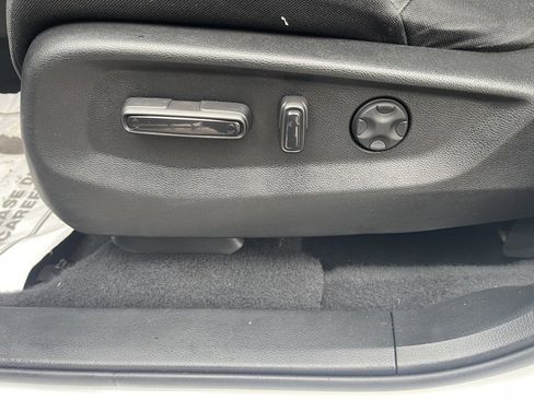 Used 2022 Honda CR-V EX image 48