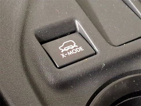 Certified 2023 Subaru Crosstrek 2.0i image 23