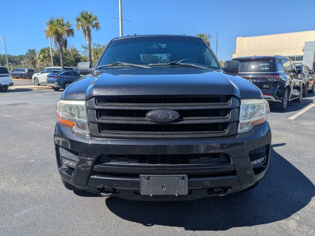 Used 2015 Ford Expedition XLT w/ Equipment Group 202A AWD/4WD image 8