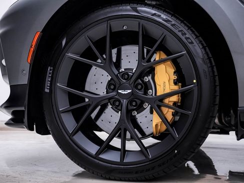 New 2026 Aston Martin DBX 707 image 15