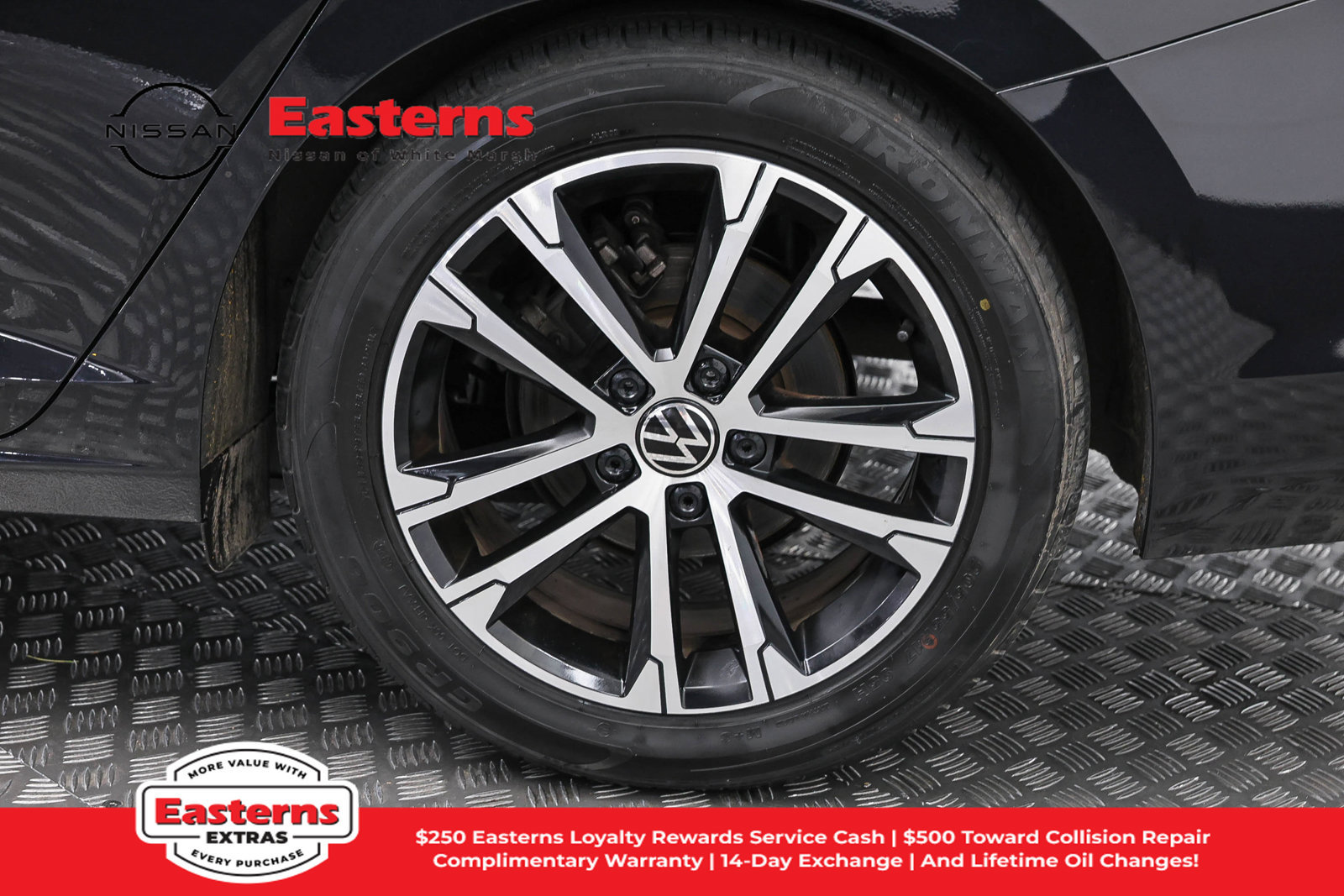 Used 2025 Volkswagen Jetta Sport FWD image 31